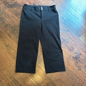 Chico’s Trapunto Wide Leg Cropped Pants size 2.5 (size 14) black